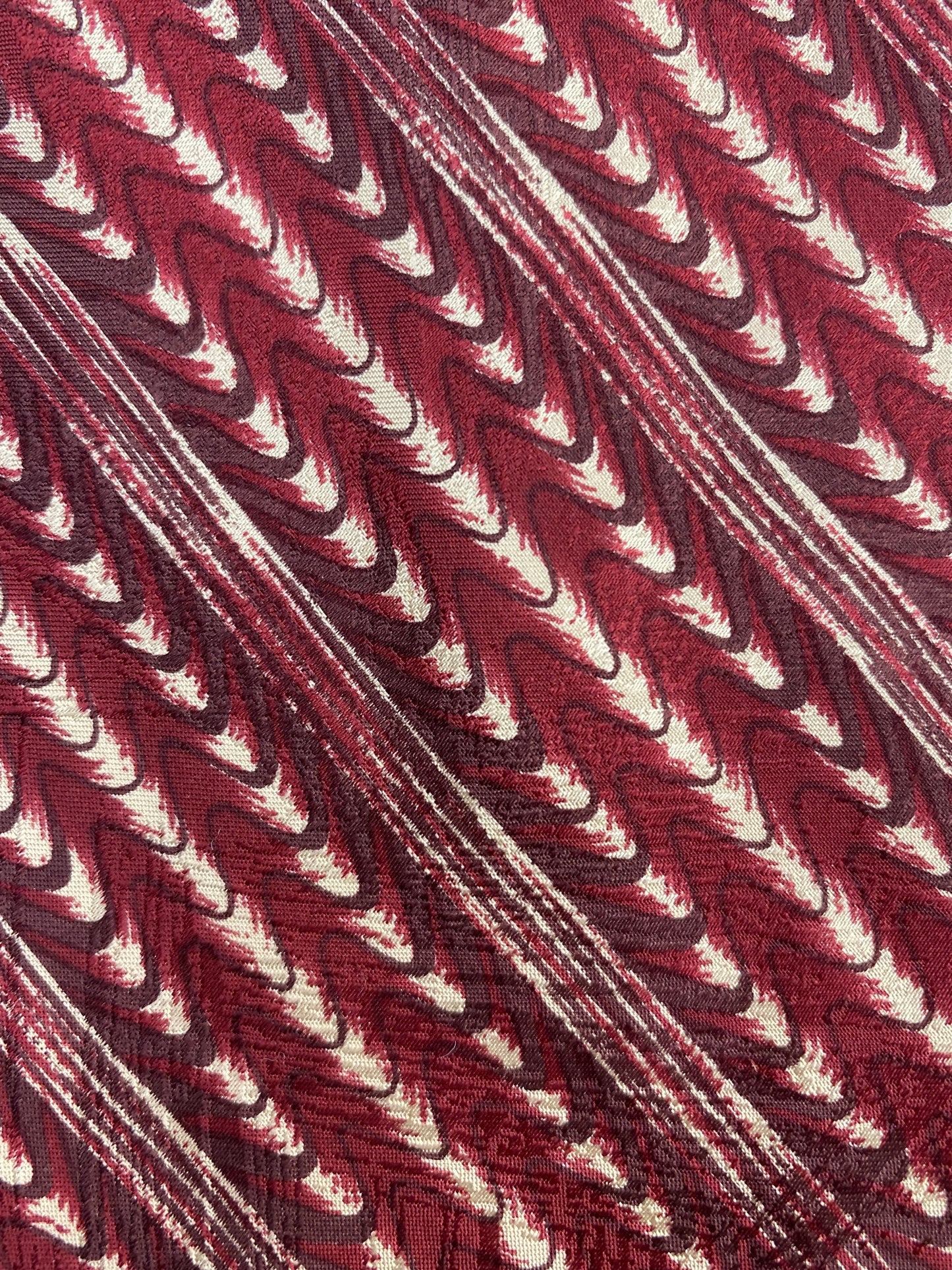 90s Deadstock Silk Necktie, Vintage Wine Diagonal Stripe Waves Pattern Tie, NOS