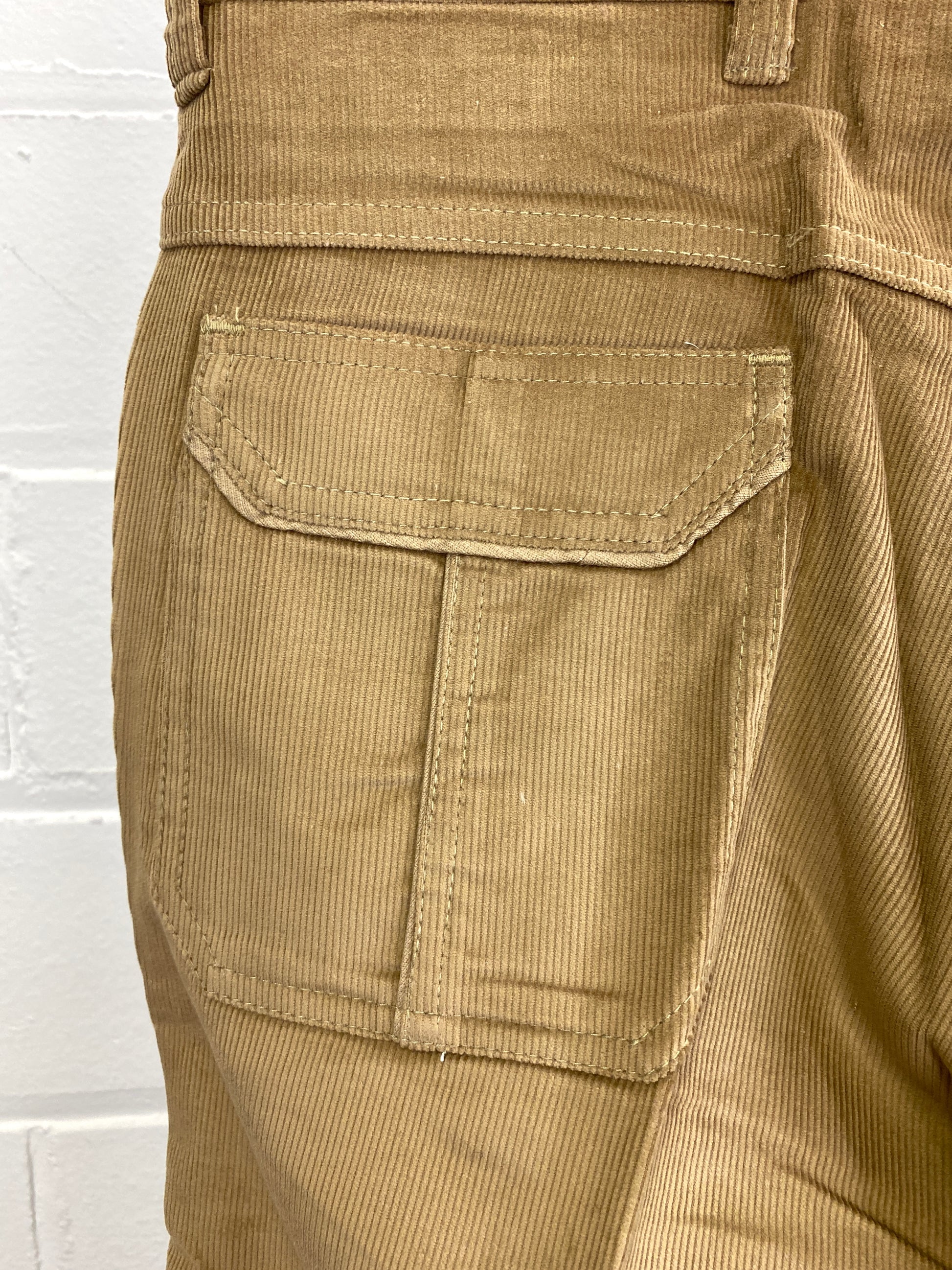 Lager Blank Enkelhed Vintage 1980s Deadstock Men's Flared Levi's Tan-Brown Corduroy Pants, – Ian  Drummond Vintage