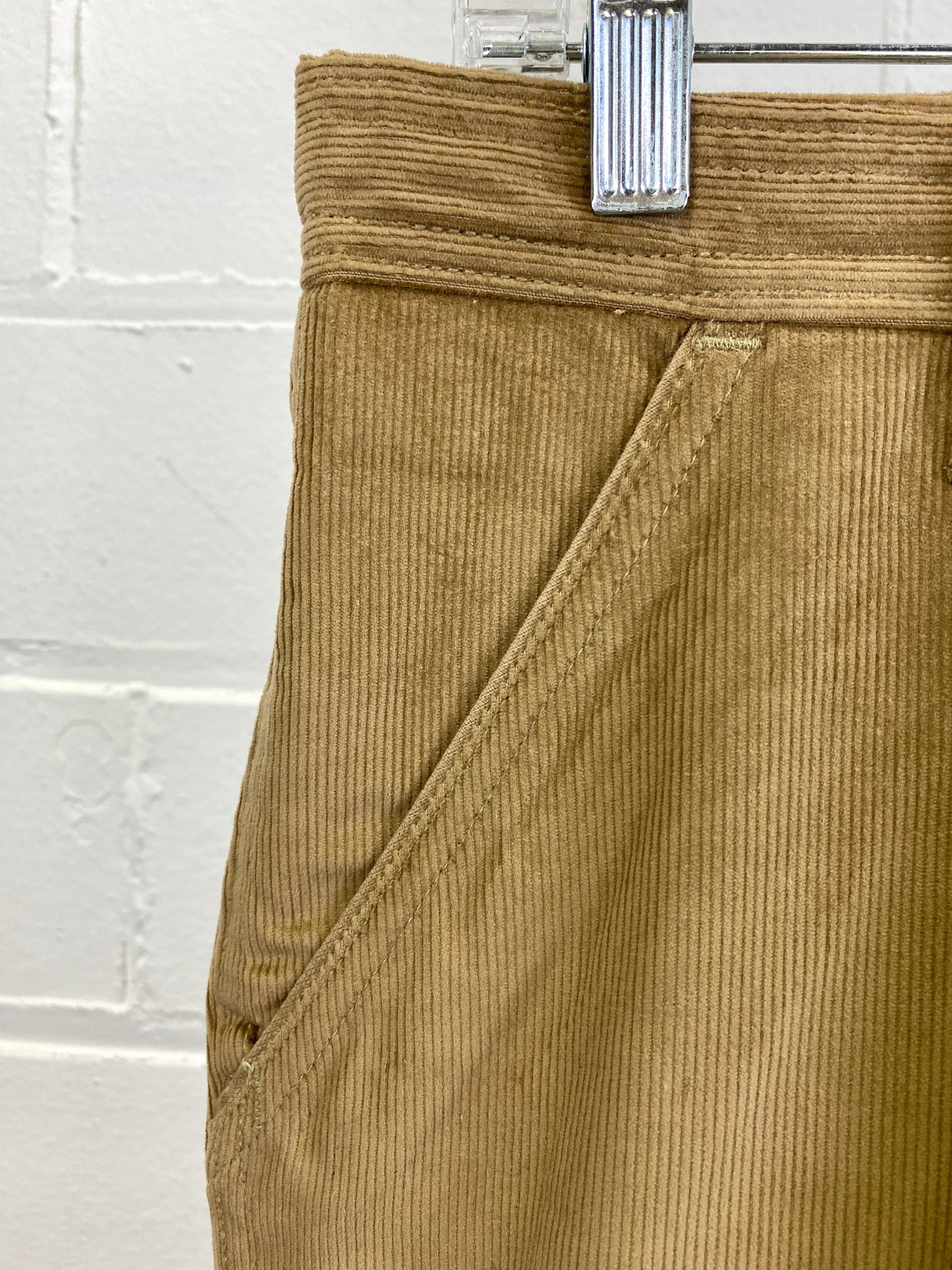Vintage 1970s Deadstock Men's Flared Levi's Tan-Brown Corduroy Pants, NOS