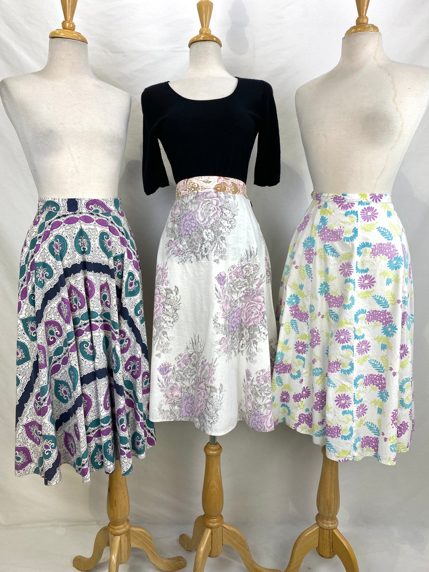 Vtg 50s purple white grey floral print skirts. Ian Drummond Vintage. 