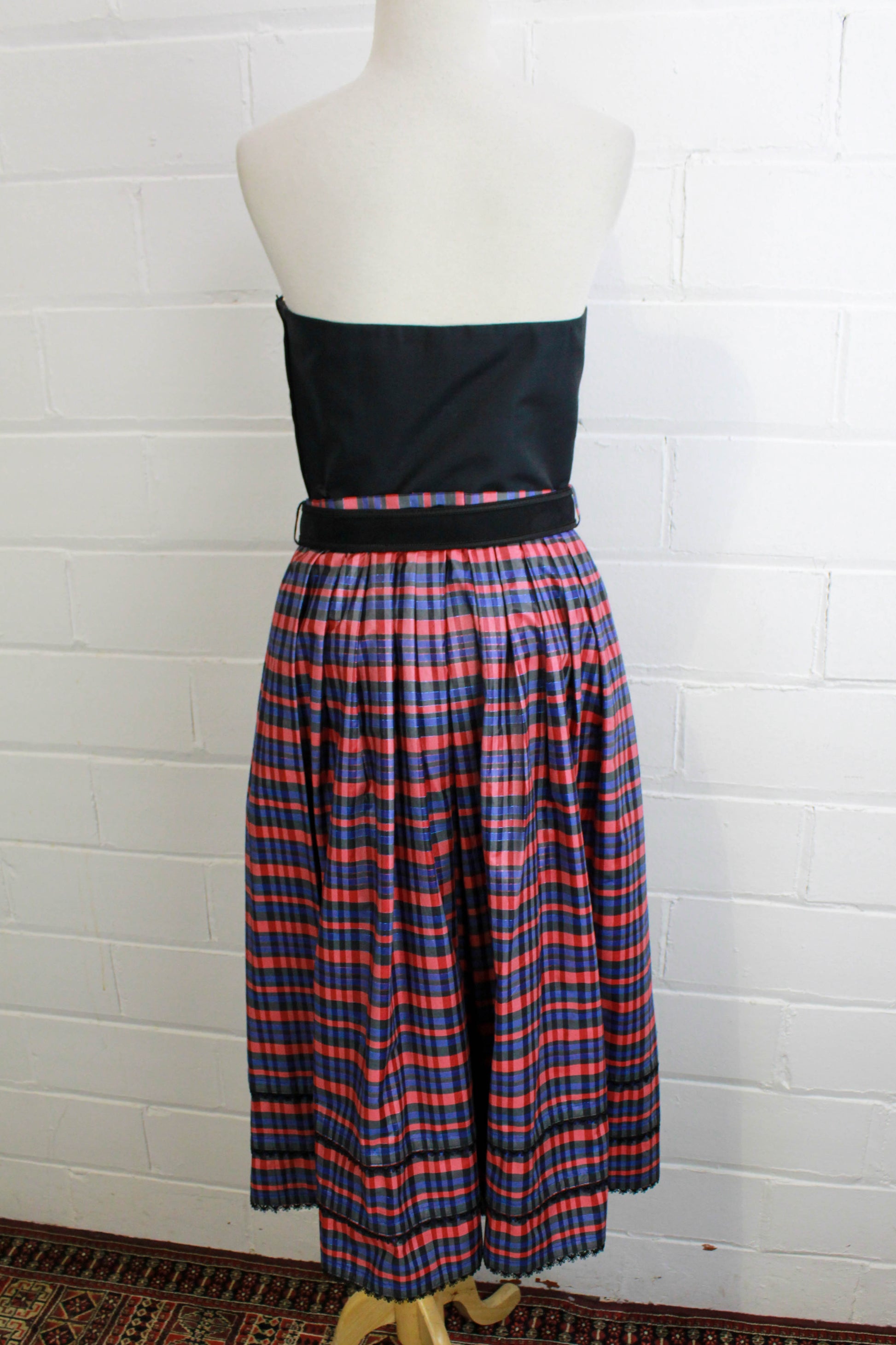 1980s austrian dirndl maxi skirt with belt, blue and red plaid taffeta back view