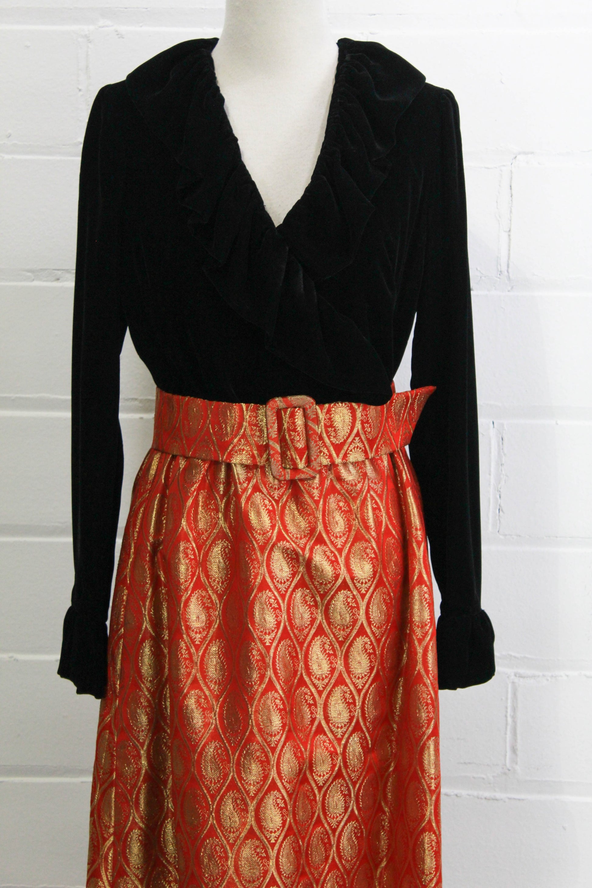 1970s maxi dress black velvet with red and gold metallic brocade skirt, ruffle collar close up front