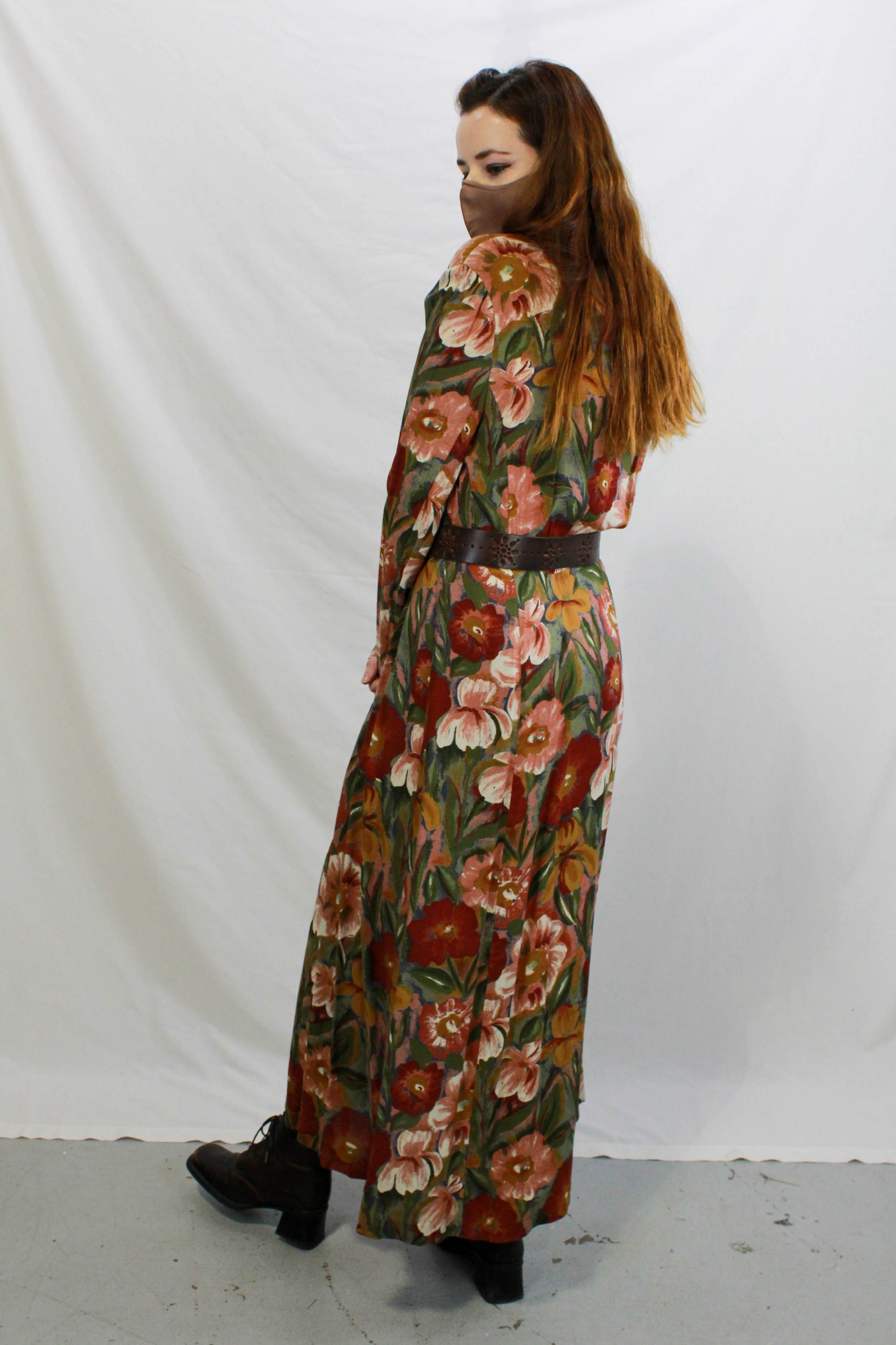 Vintage 1990s Deadstock Dark Autumnal Floral Rayon Long Sleeve Button Ian Drummond Vintage Vintage 1990s Deadstock Dark Autumnal Floral Rayon Long Sleeve Button Ian Drummond Vintage