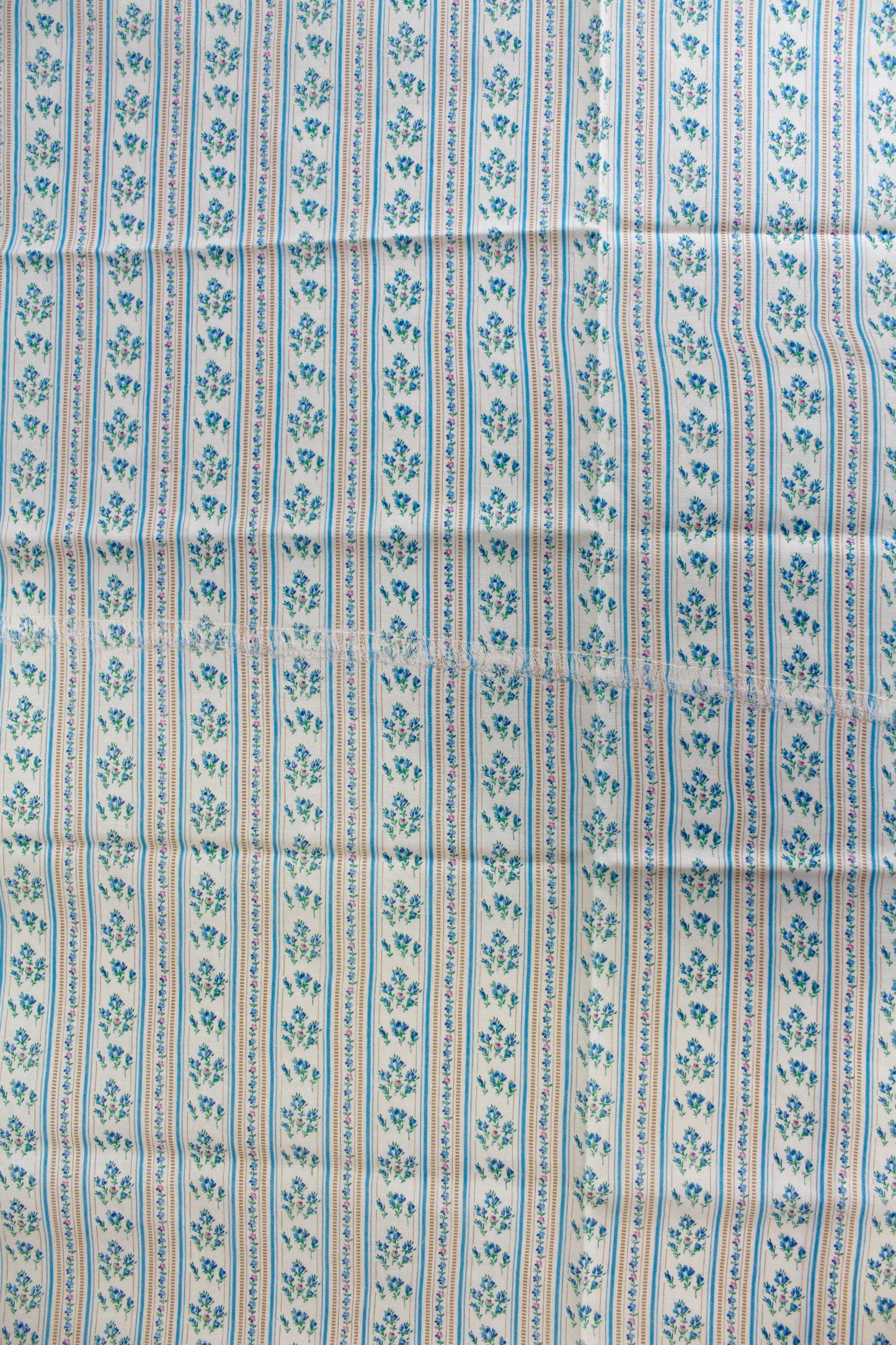 1940s floral stripe cotton feedsack sewing fabric 