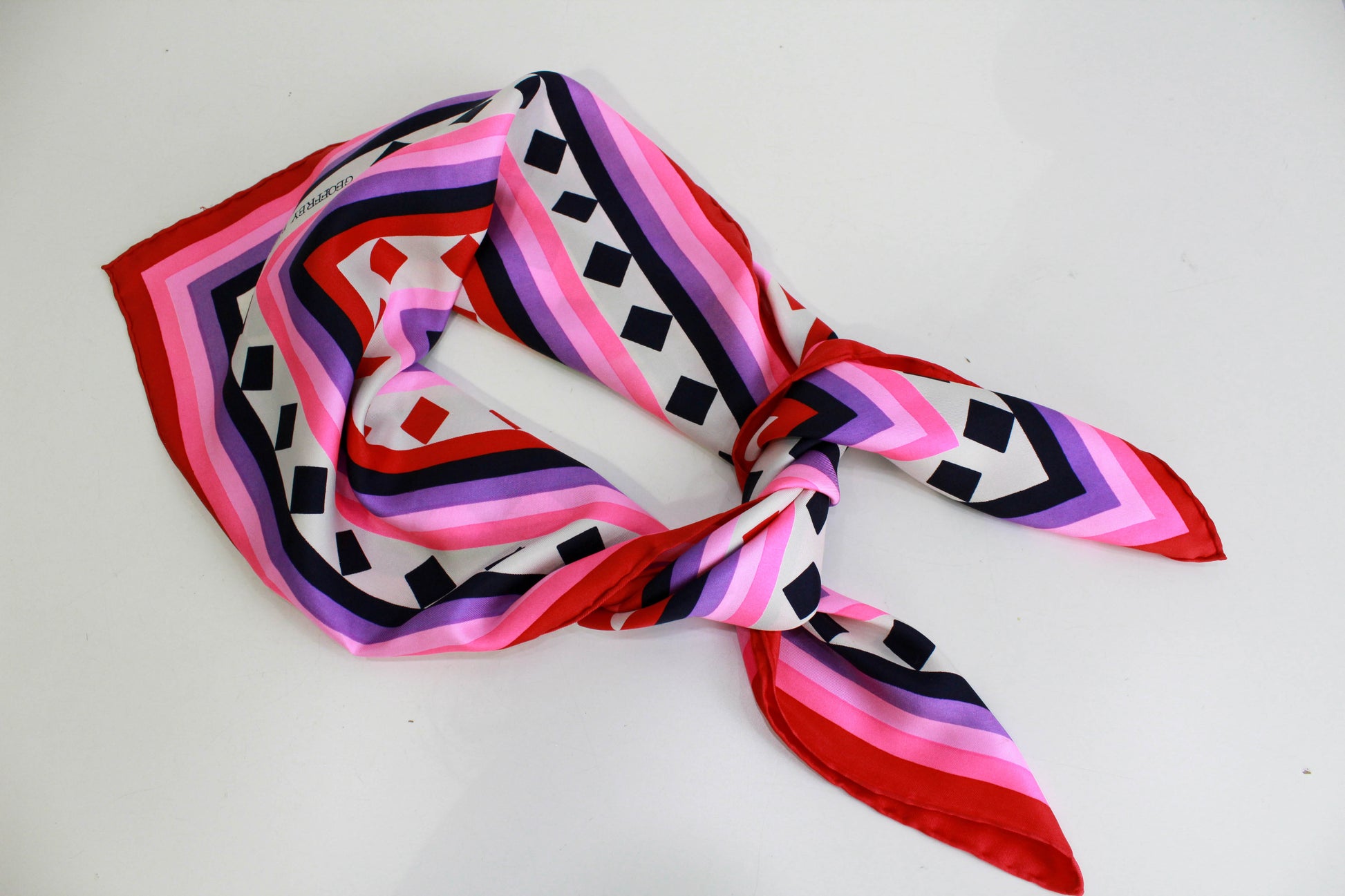 Designer LOUIS FERAUD Geometric ART Striped Polka Dots BURGUNDY Pink Silk  Scarf