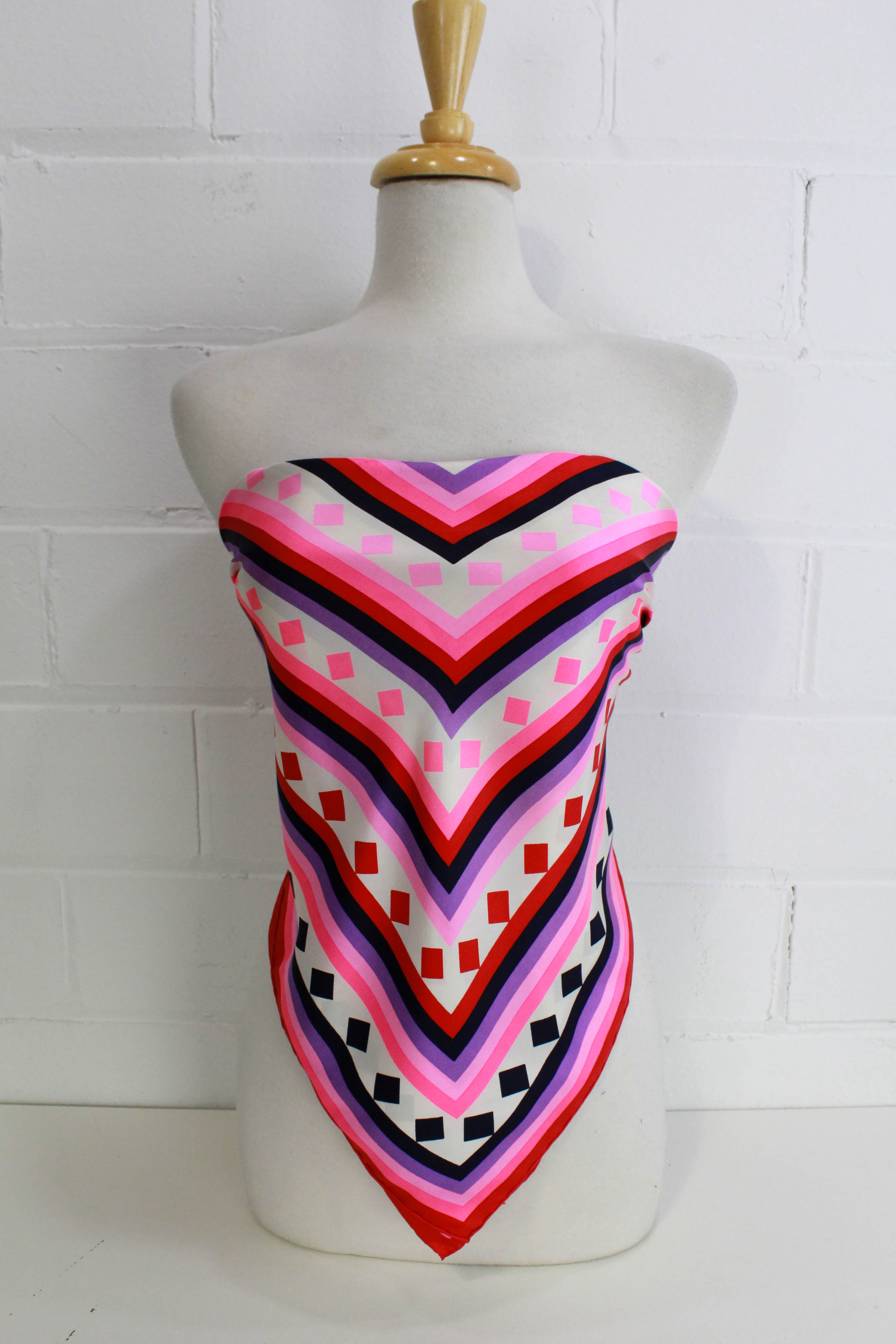 1970s Geoffrey Beene Silk Scarf, Bright Pink Geometric Print – Ian