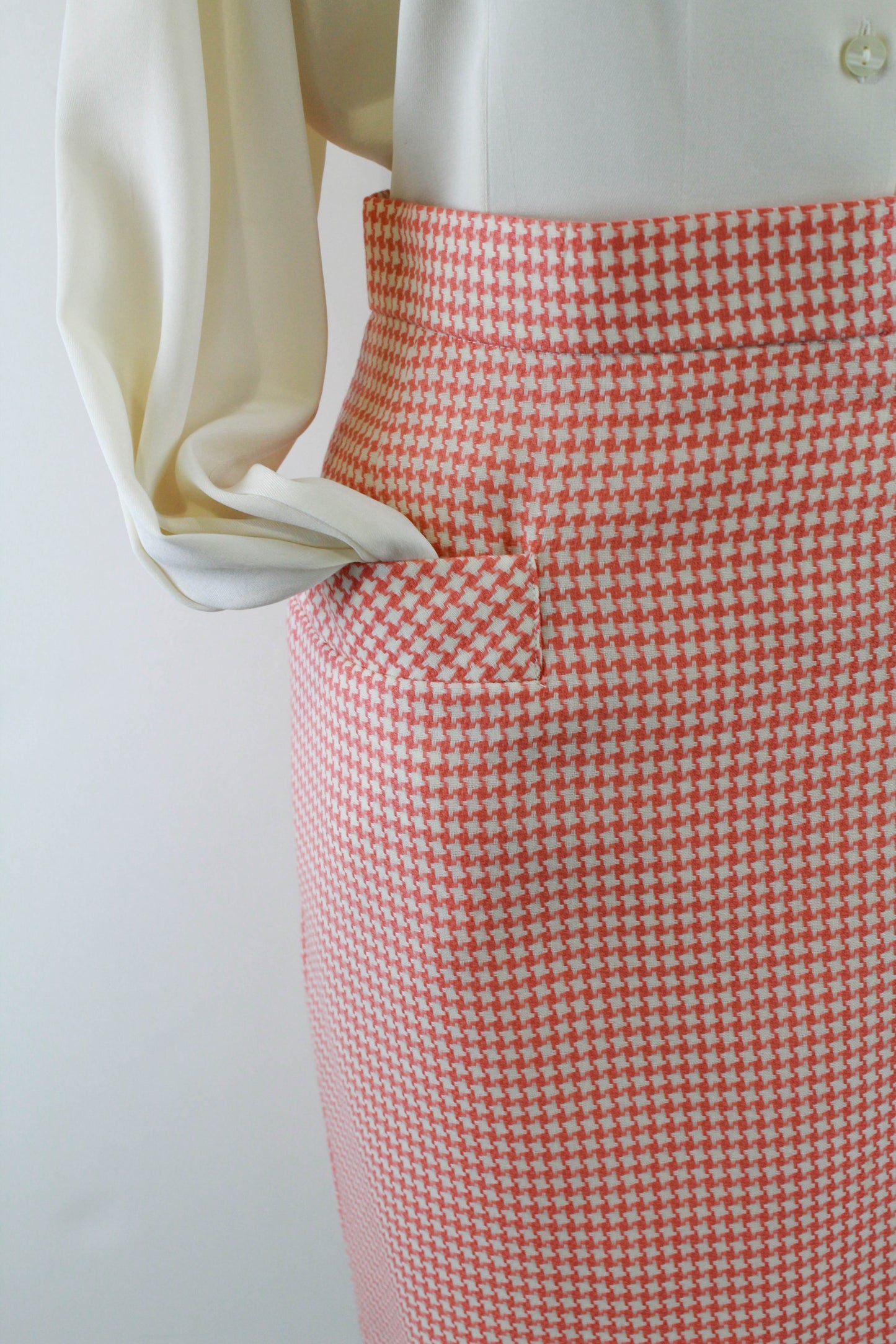 1990s Karl Lagerfeld Peach Pink Houndstooth Skirt Suit