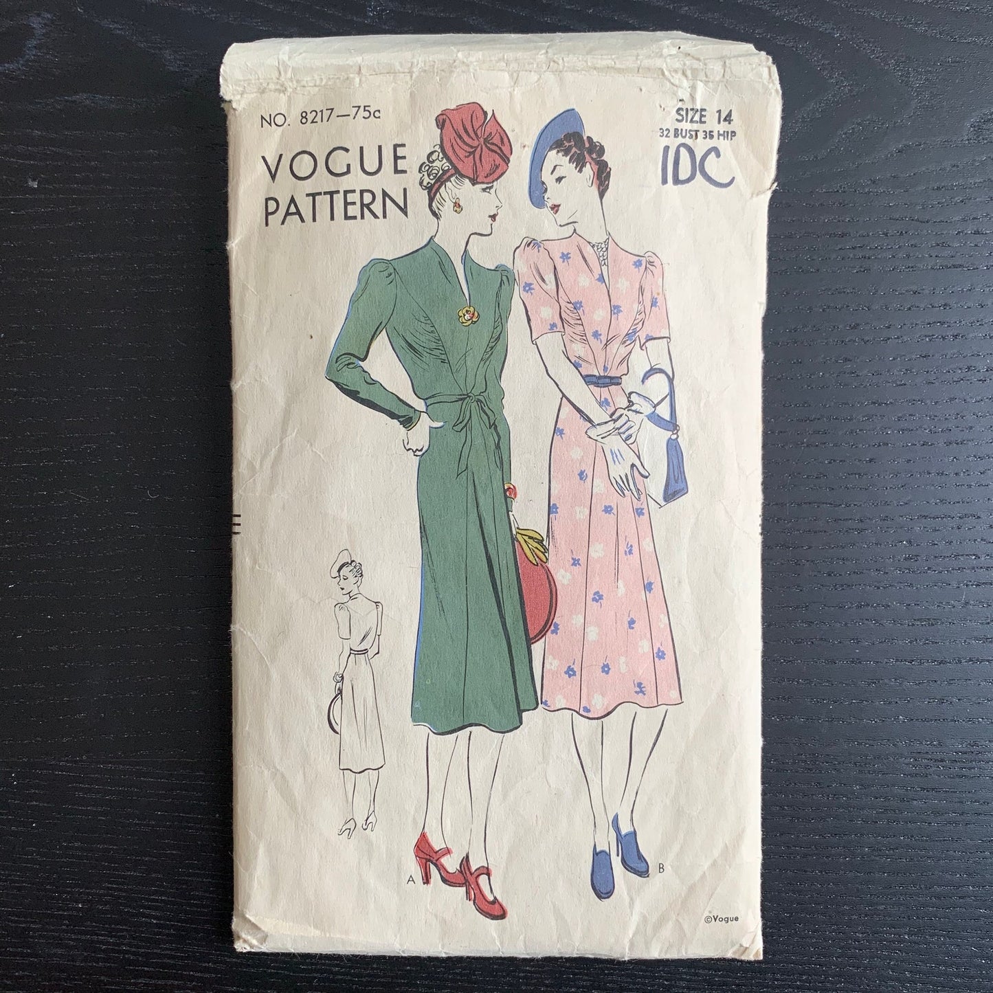 Vintage 1940s Women's Dress Sewing Pattern, Vogue 8217, Deep V Neck 40s Dress, Bust 32", Pre-Cut