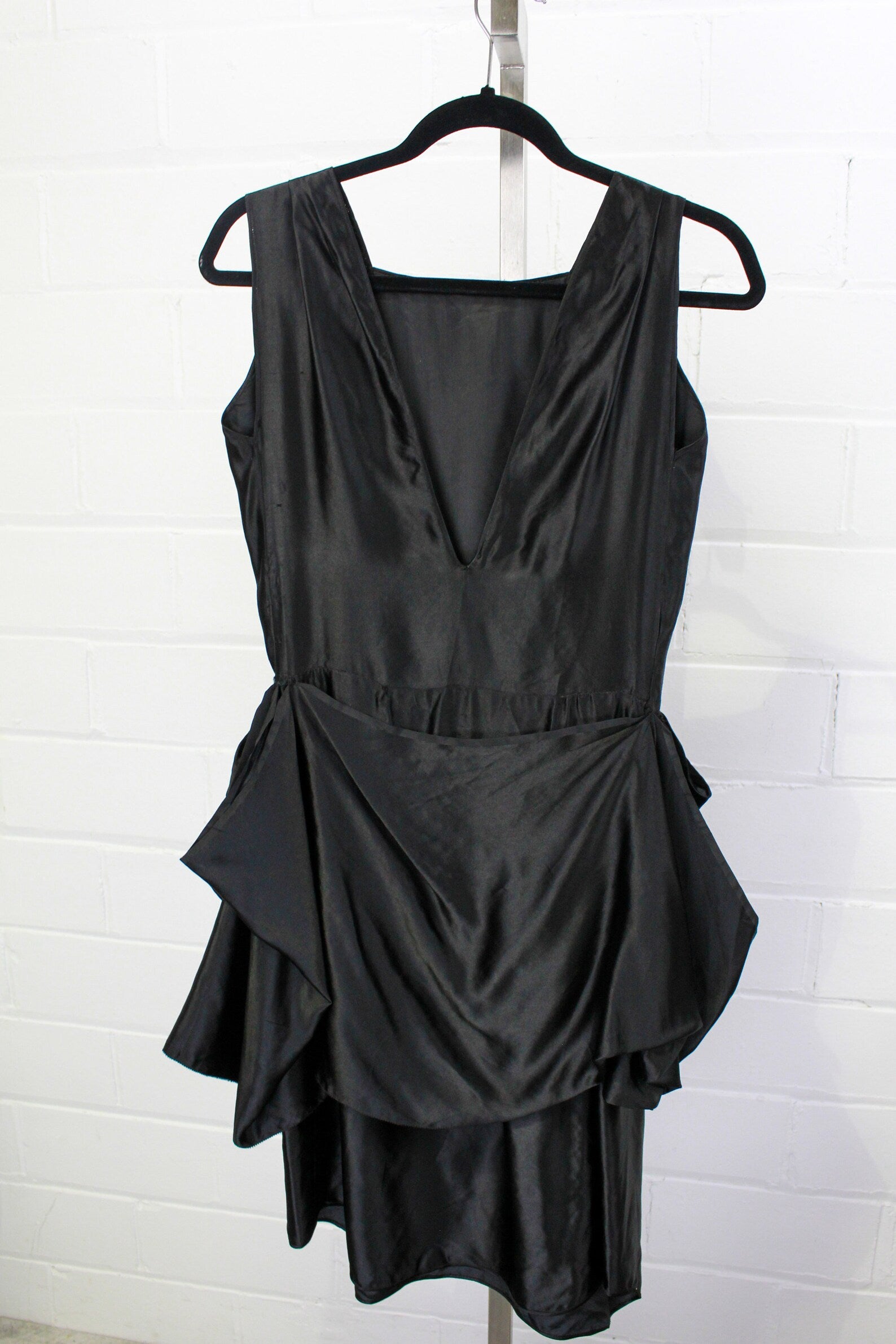 1920s satin dress Size 8 1920s Flapper Dress