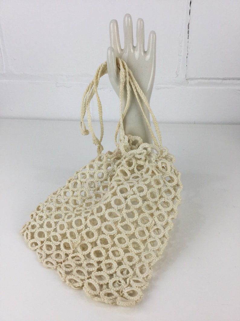 Edwardian Purse, 1900s White Hand Crocheted Drawstring Pouch Purse, Dainty Ladies Evening Bag, Antique Wedding or Garden Party Accessories
