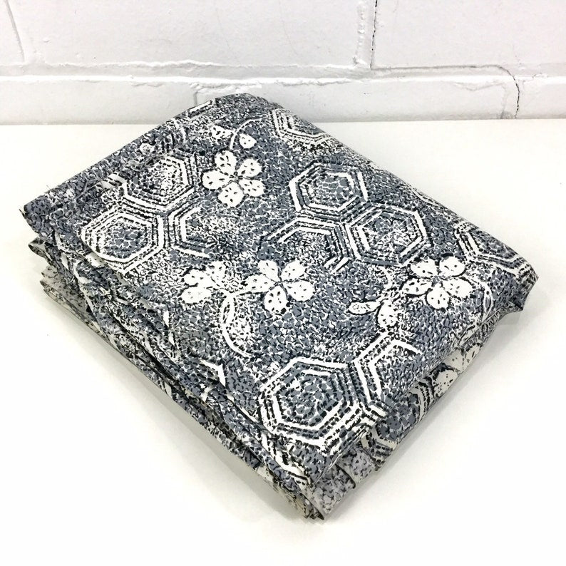 Vintage 50's Grey Floral Geometric Cotton Fabric Yardage, 10+ Yards, W 37", Hexagons and Flowers, Large Quantity Sold as Complete Lot