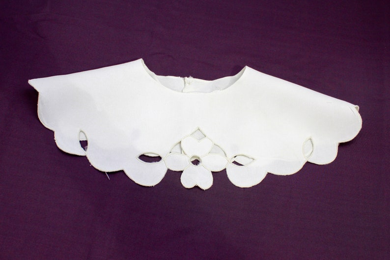 1950s detachable collar scalloped edge cutwork flower embroidery white sweater collar