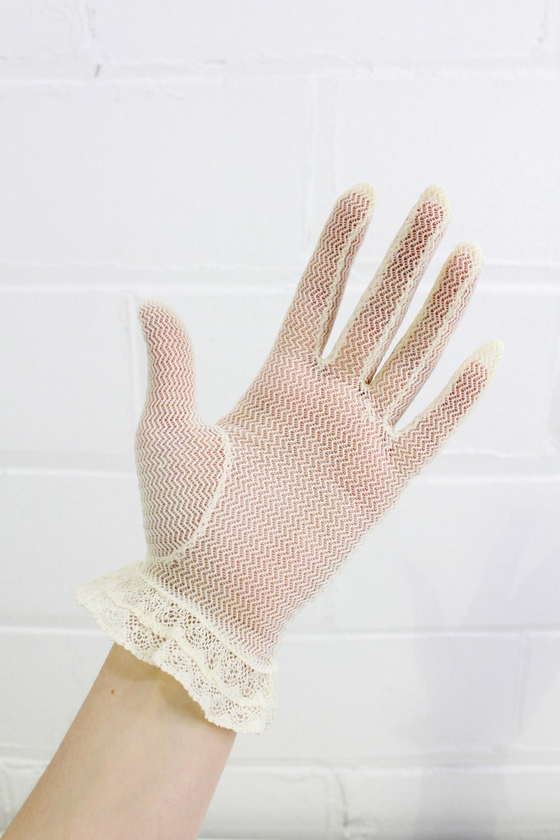 Vintage White Net Gloves with Lace Ruffle, Bridal Gloves, Mid Century Women's Dress Gloves Vintage White Net Gloves with Lace Ruffle, Bridal Gloves, Mid Century Women's Dress Gloves