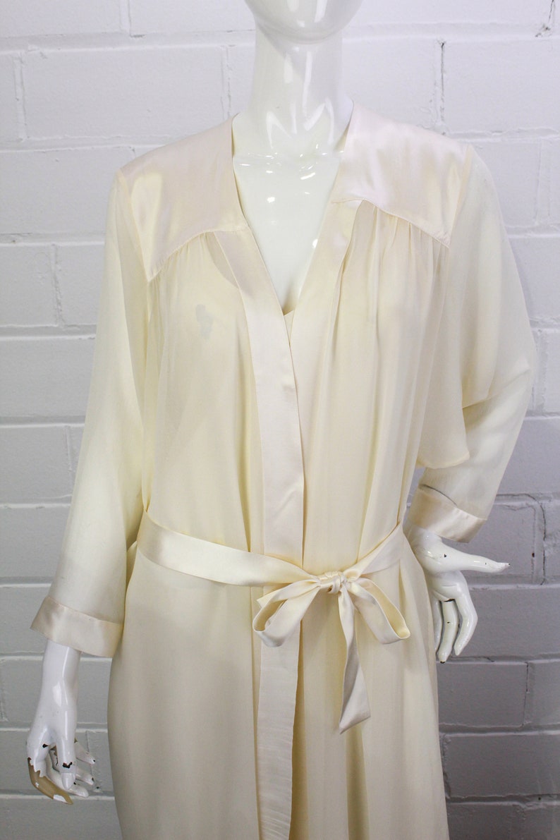 Vintage silk hotsell dressing gown