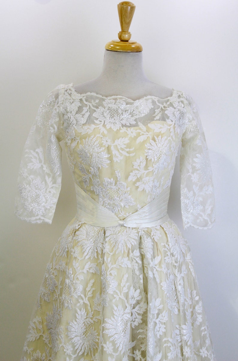 1950's Cream Lace Vintage Dress