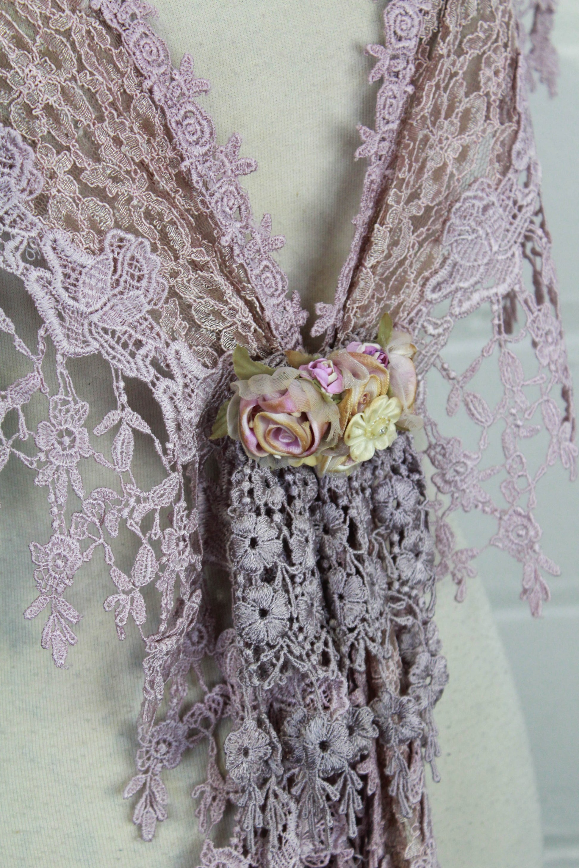 Mauve Lace Victorian Style Shawl Flower Close Up