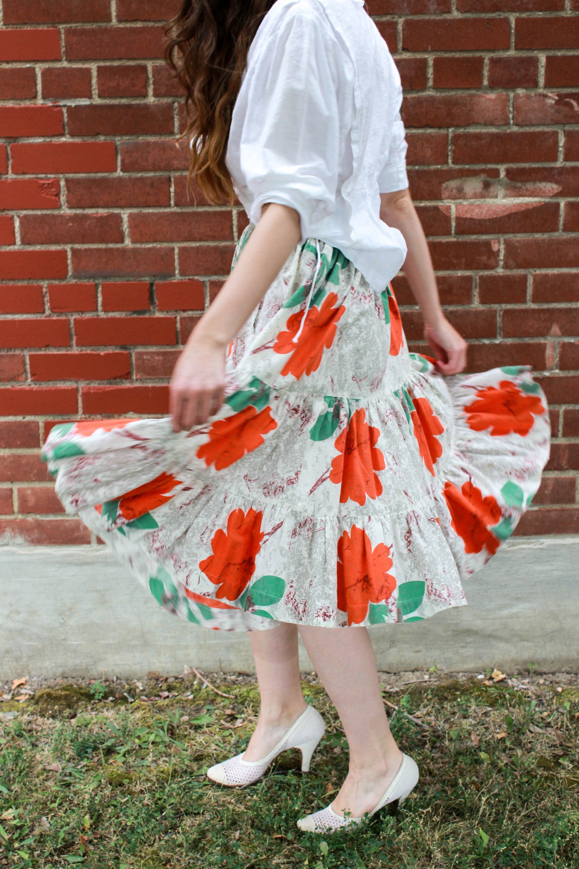 White ruffle on sale floral midi skirt