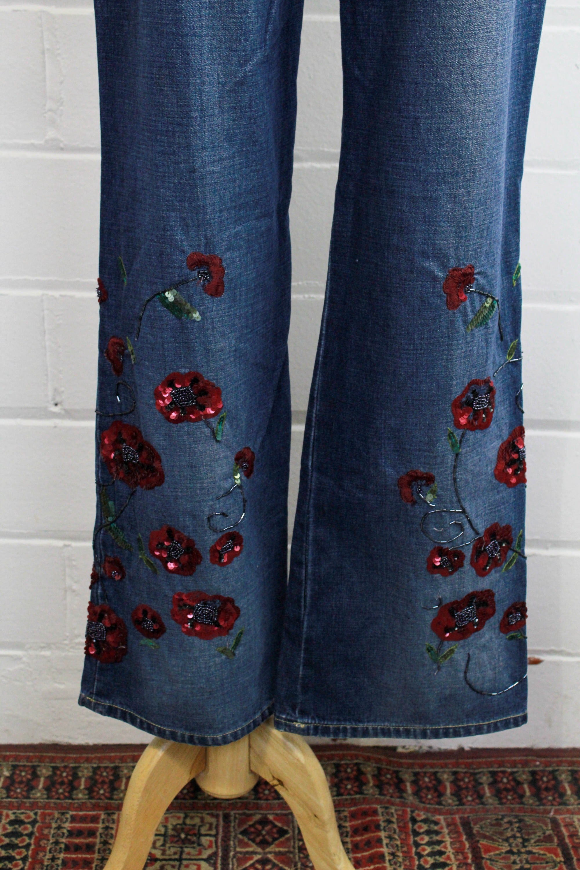 y2k Parasuco Jeans with Sequinned and Beaded Floral Design, 30