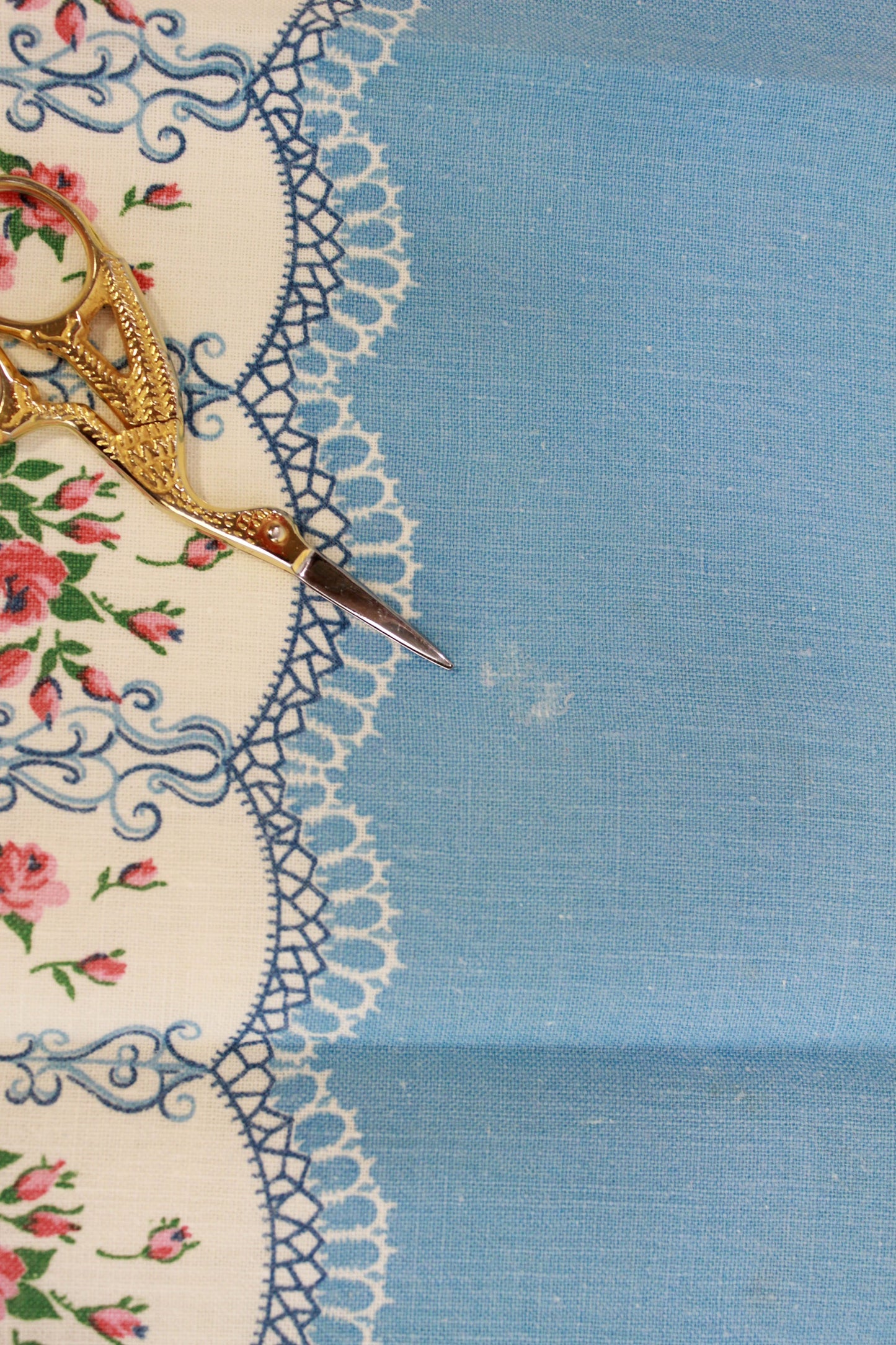 1940s Border Print Feedsack, Blue and Pink Flowers, Cotton Sewing Fabric