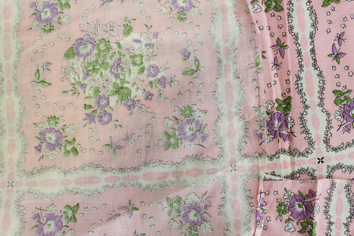 1950s Pink Floral Print Cotton Fabric, 4.9 Yards