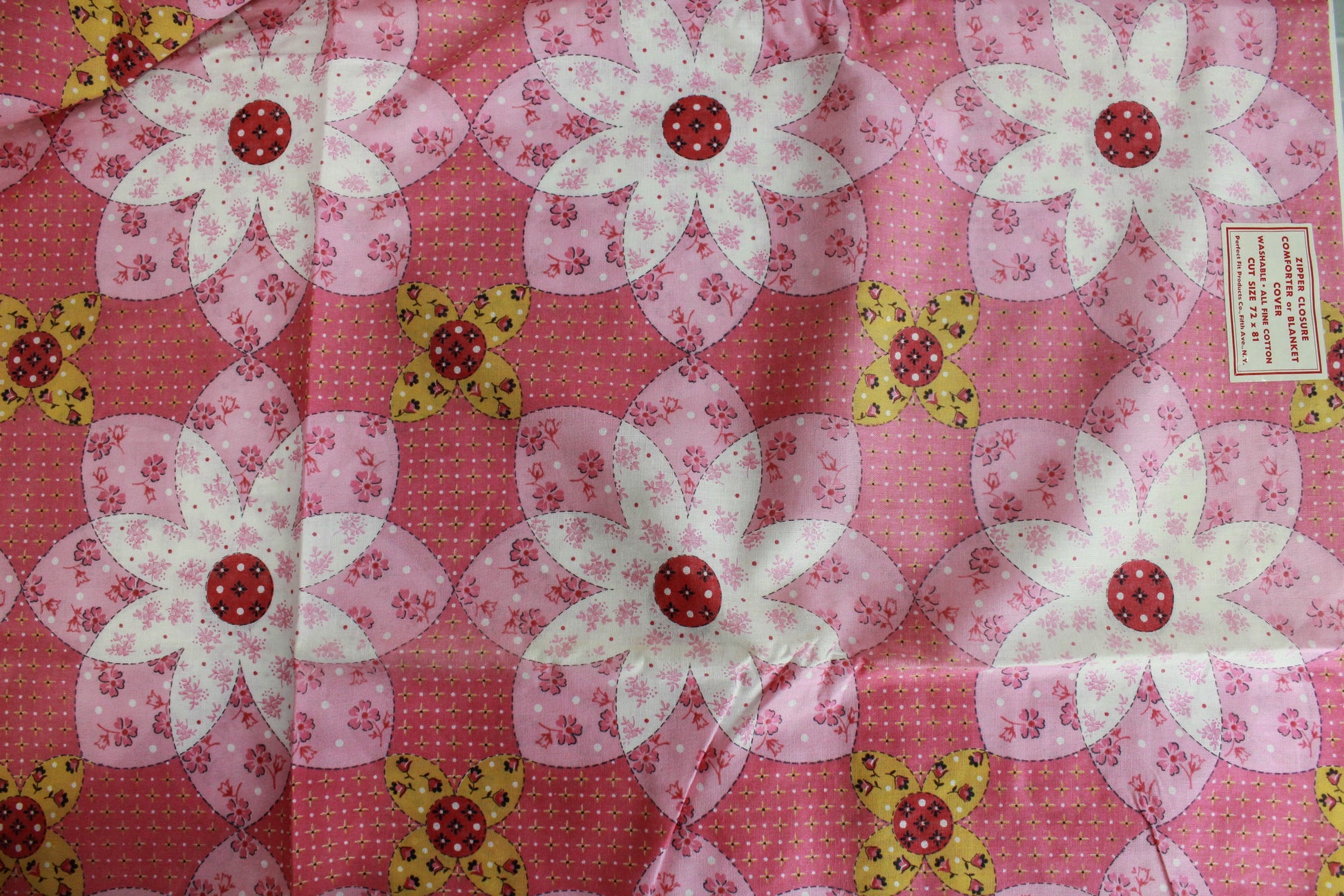 1960s quilt print cotton duvet cover pink floral vintage textiles