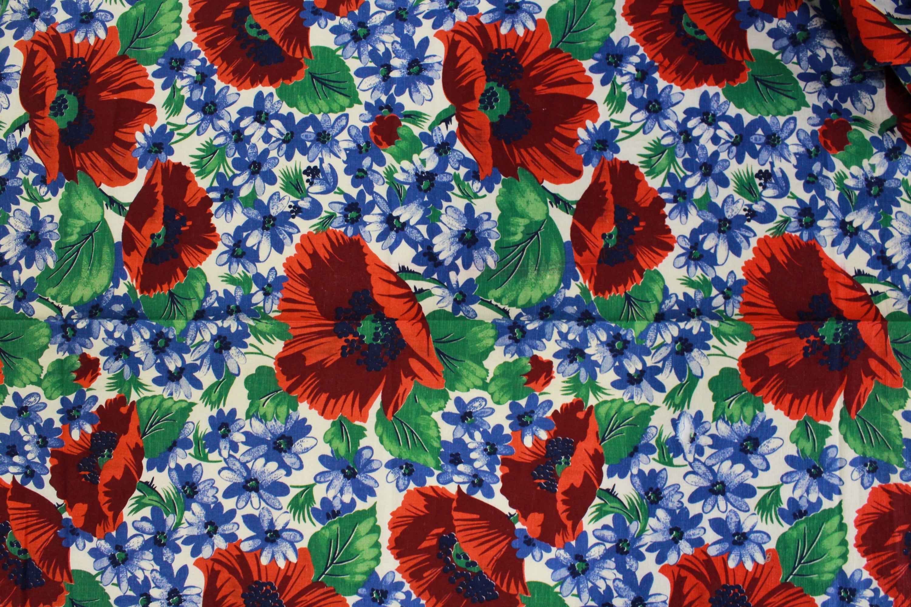 1940s Poppy Print Cotton Fabric, 5 + Yards, Floral Print Sewing Fabric