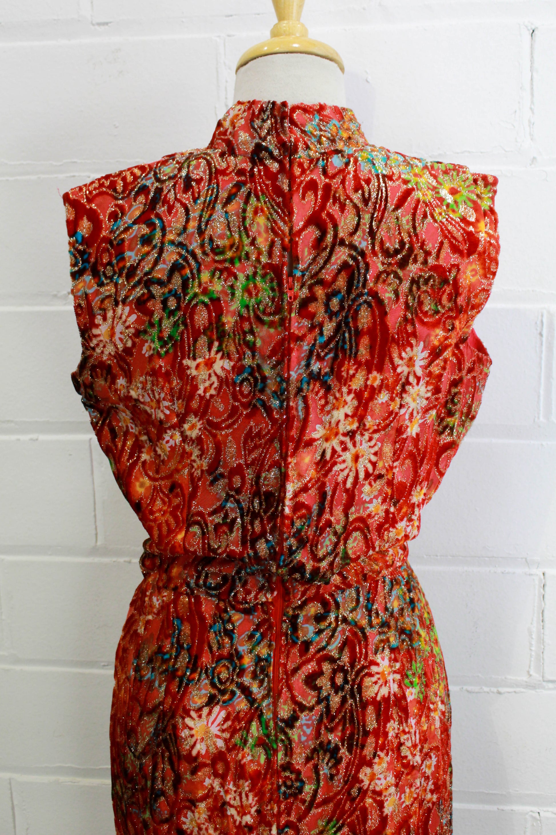 70s maxi dress red and gold velvet metallic floral print close up of back