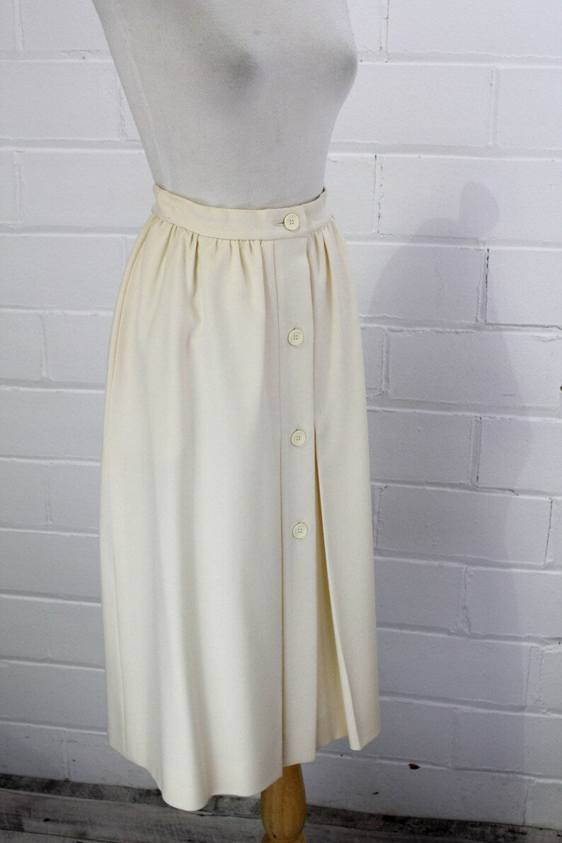 White linen shop skirt 80s