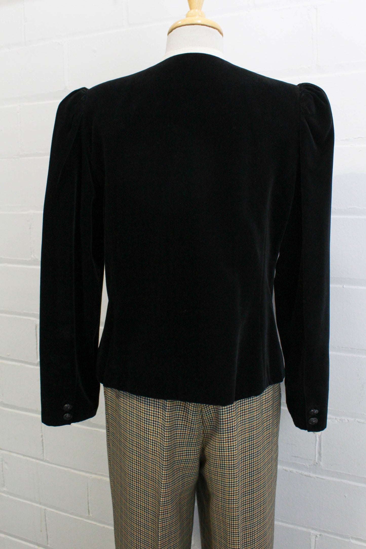 80s  Vintage Black Velvet Blazer Puff Sleeves Dark Academia Style Victorian Style
