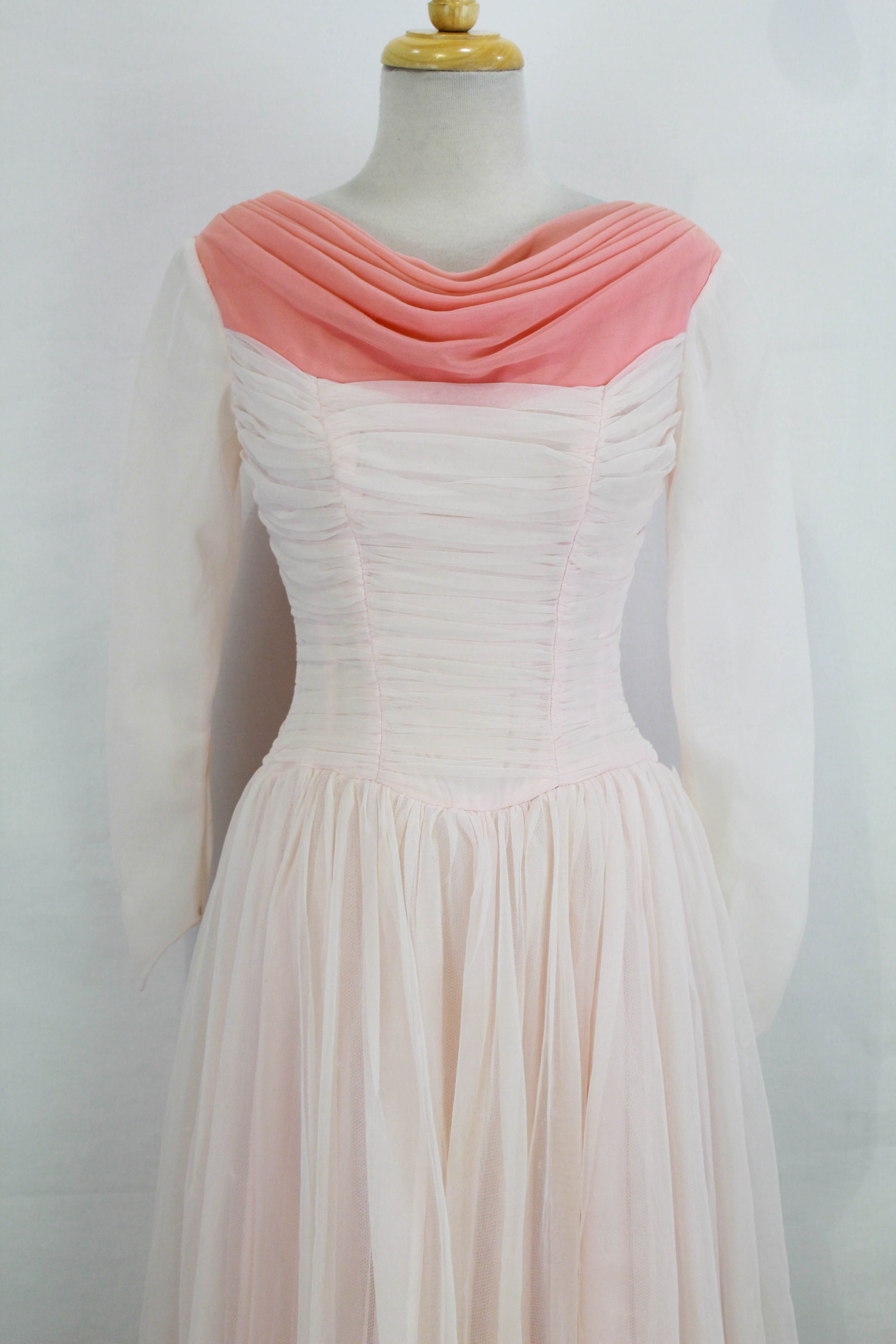 Vintage 1950s Pale Pink Party/Prom Dress with Contrast Coral Train, Xs Vintage 1950s Pale Pink Party/Prom Dress with Contrast Coral Train, Xs