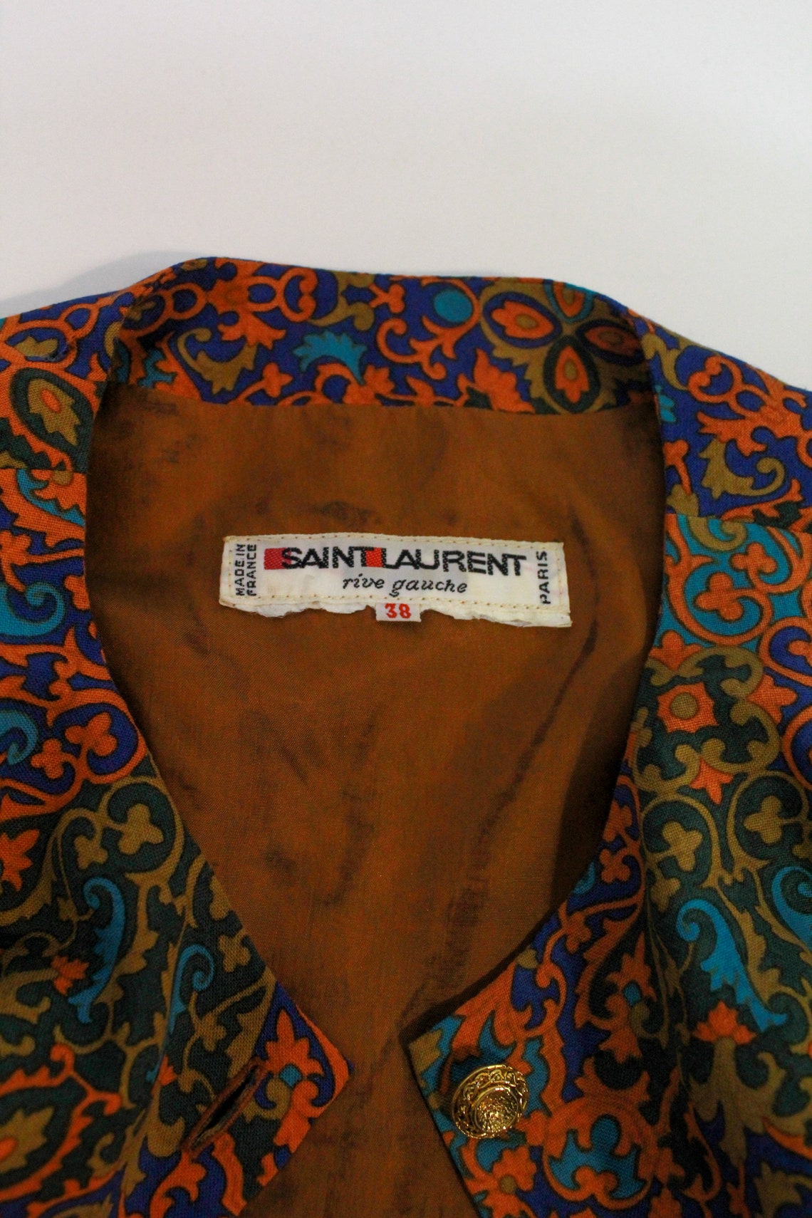Buy the Yves Saint Laurent Vintage Men Beige Blazer 32